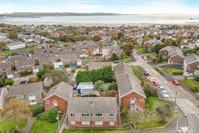 32, Chestnut Avenue, Swansea photo 3