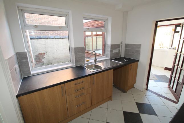 5, Derby Road, Ipswich photo 4