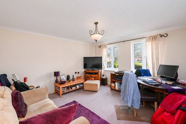 8,, Danube House, Huntington Road photo 3