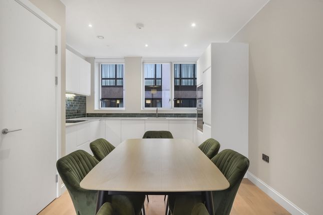 Apartment 10, 1, Carpet Street, London photo 4