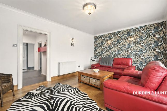 Flat 4, 2 Cliff Road, Harwich photo 4