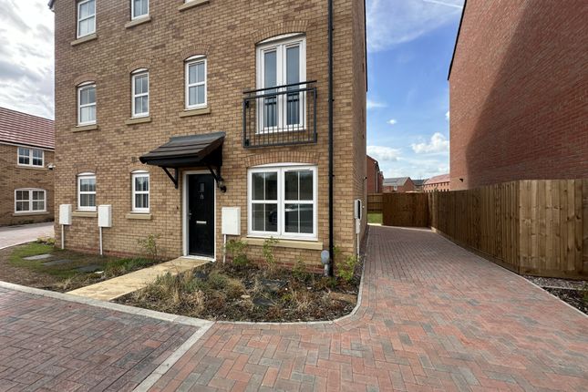 15, Peterborough photo 2