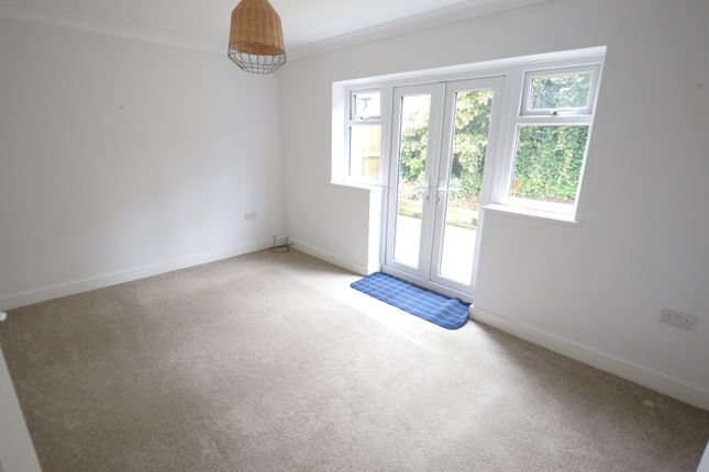 46, Coast Road, Pevensey Bay photo 4