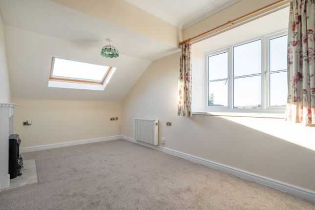Flat 59, Cedar House,, Round Hill Meadow, Chester photo 4