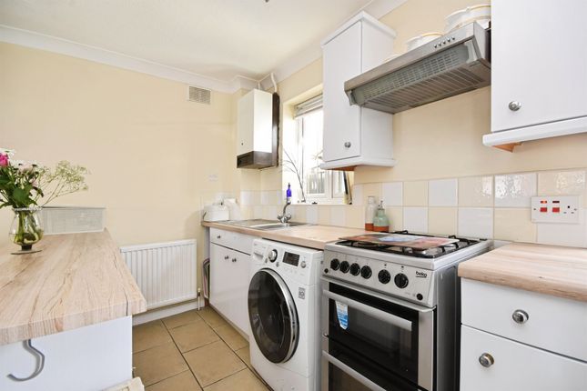 16, Arundel Mews, Billericay photo 2