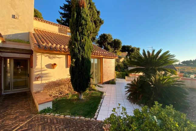 Thumbnail Villa for sale in Cassis, Provence Coast (Cassis To Cavalaire), Provence - Var