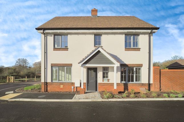 32, The Bolderbury, Whitsbury Road, Fordingbridge photo 3