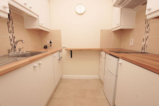 26, Hometide House, Lee-On-The-Solent photo 4