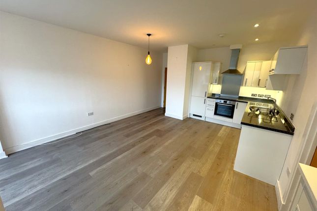 74a, Studfall Avenue, Corby photo 2