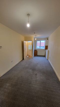 Flat to rent in Queen Alexandra Road, Seaham