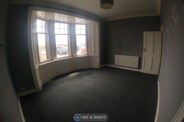 Flat, Water Row, Glasgow photo 2