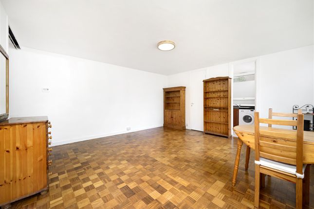 04 Hilltop House, Hornsey Lane, London photo 4