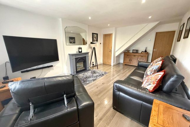 5, Amy Walk, Fazakerley photo 2