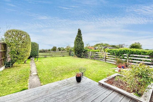 17, Hilltop Road, Pinxton photo 2