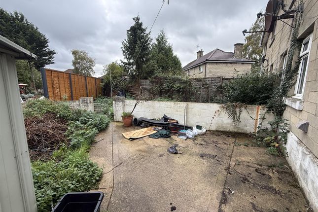 Ladyfield Road, Chippenham photo 2