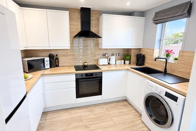 26, Vancouver Road, Broxbourne photo 3