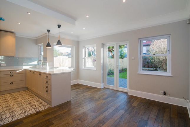 Homes To Let In Elm Road London Sw14 Rent Property In Elm Road