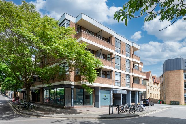Thumbnail Flat for sale in Albion Place, Oxford