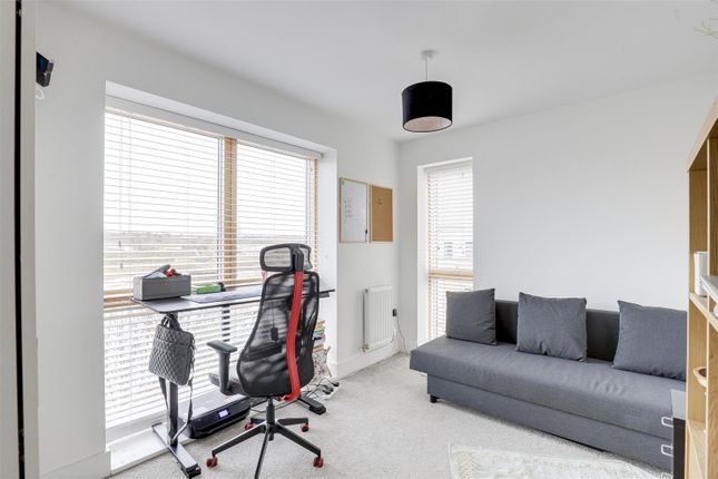 Flat for sale in Portside Street, Colwick, Nottinghamshire