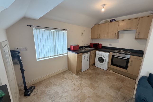 Flat 3, 31 Shirley Road, Acocks Green, BIRMINGHAM photo 3