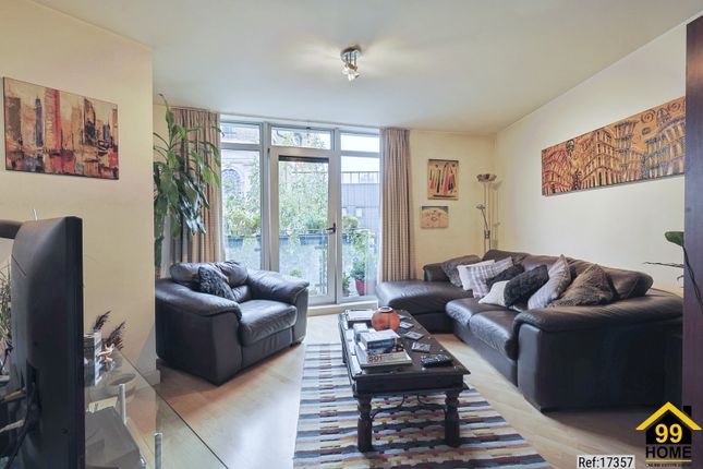 Flat 5, Ismailia, 20 Townmead Road photo 3