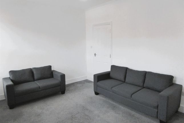 104a, Cromwell Road, Hounslow photo 2