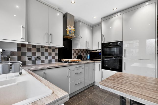 33, Wainfleet Road, North Yorkshire photo 2