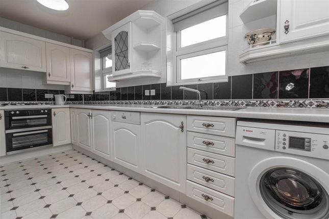Flat for sale in Marlborough House, Holywell Avenue, Whitley Bay