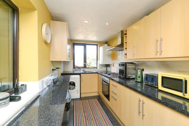 28, Marine View, Colwyn Bay photo 4