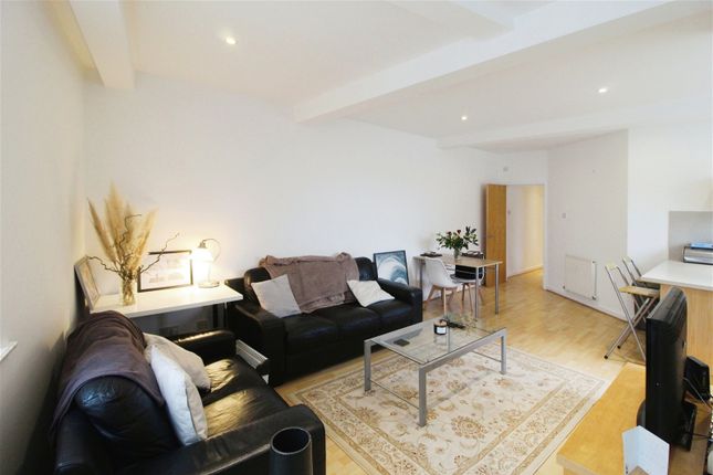 Flat for sale in Princess House, 144 Princess Street