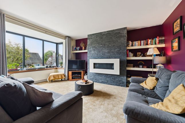 20 Lynn Drive, Glasgow photo 2