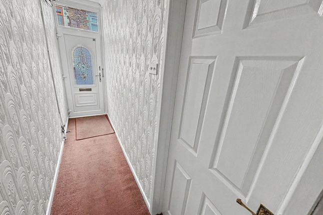 32 Clark Street, Treorchy photo 5