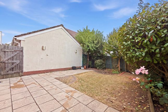 22 Spencer David Way, St. Mellons, South Glamorgan photo 4