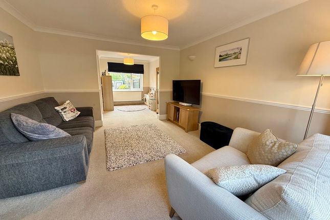 8, North Close, Drayton Parslow photo 2