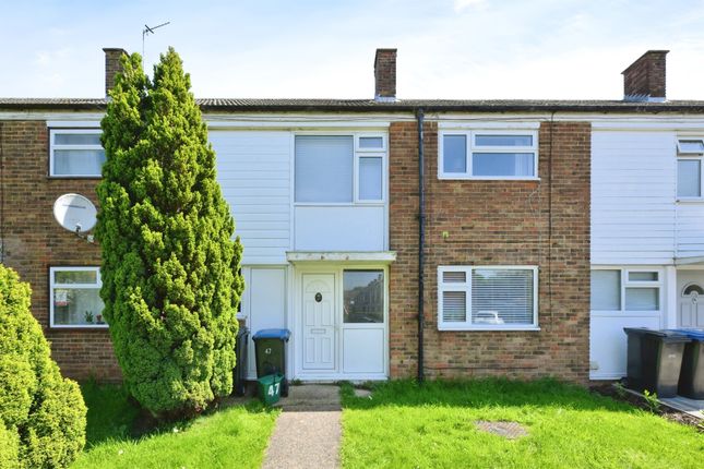 Thumbnail Terraced house for sale in Primrose Field, Harlow