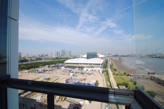 110, Barge Walk, LONDON photo 4