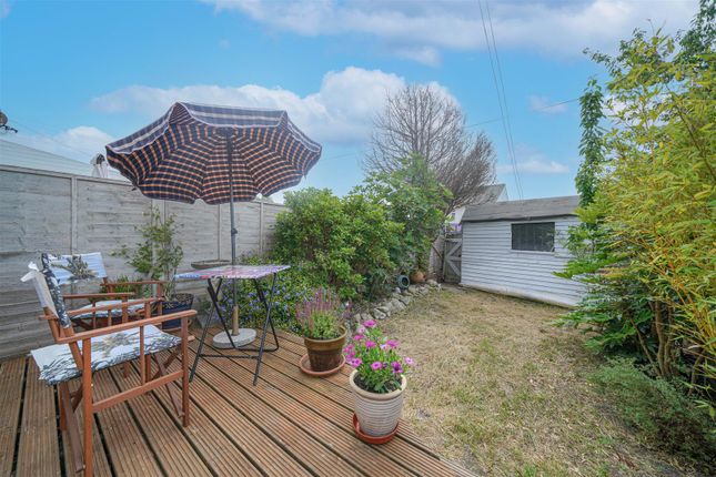107, Abbotsbury Road, Weymouth photo 3