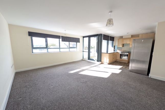 11 The Monico, Pantbach Road, Cardiff photo 2