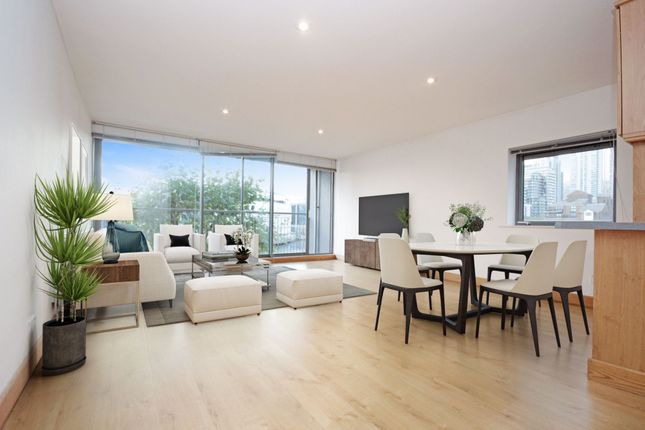 Thumbnail Flat for sale in City Harbour, Selsdon Way, Canary Wharf