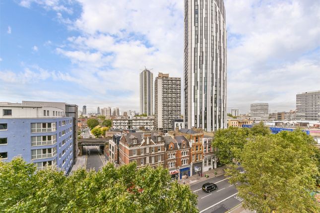 Flat for sale in Park &amp; Sayer, Elephant Park, Elephant And Castle