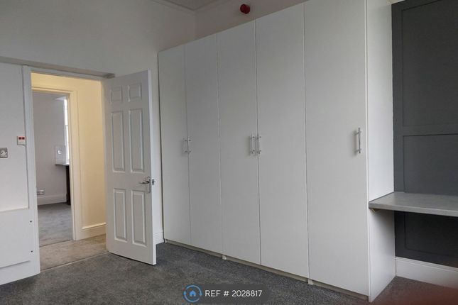 Thumbnail Flat to rent in Buckingham Place, Clifton, Bristol