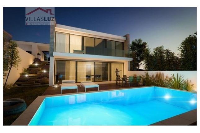 Thumbnail Detached house for sale in Famalicão, Nazaré, Leiria