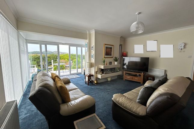 1, Rochester Way, Colwyn Bay photo 3