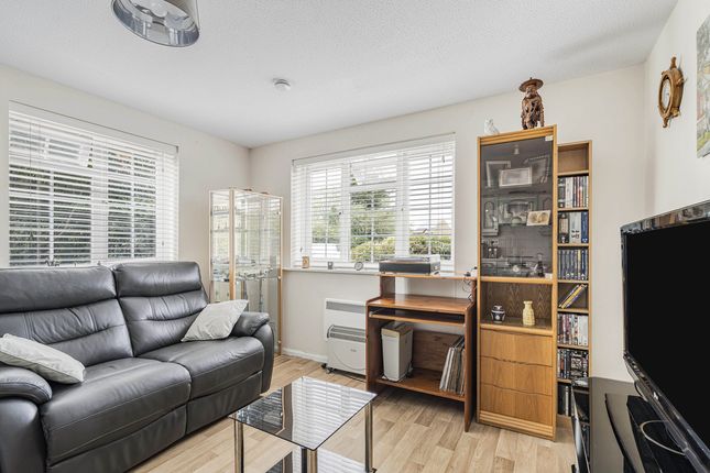 56, Kingfisher Way, BICESTER photo 2