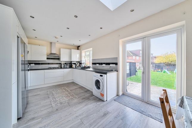 143, Cowley Road, Middlesex photo 4