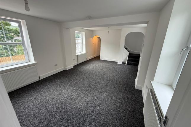 9, Park Place, Abertillery photo 3