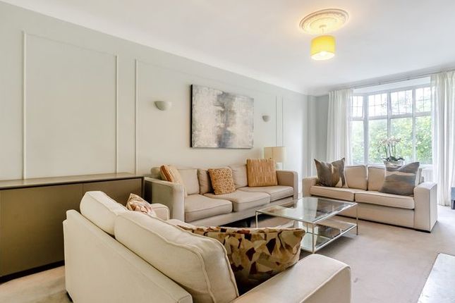 Flat 3, London photo 2
