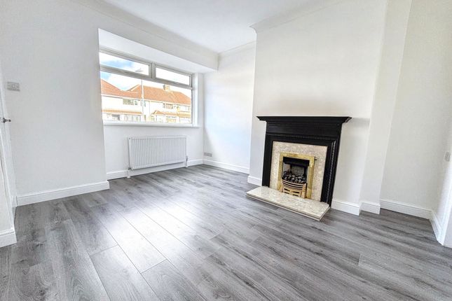 19, Meldon Gardens, Gateshead photo 2