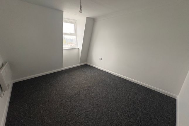 Flat 8  Shelly House 3-4, High Street, Bognor Regis photo 3