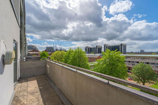 Contessa Court, Isle Of Dogs photo 4